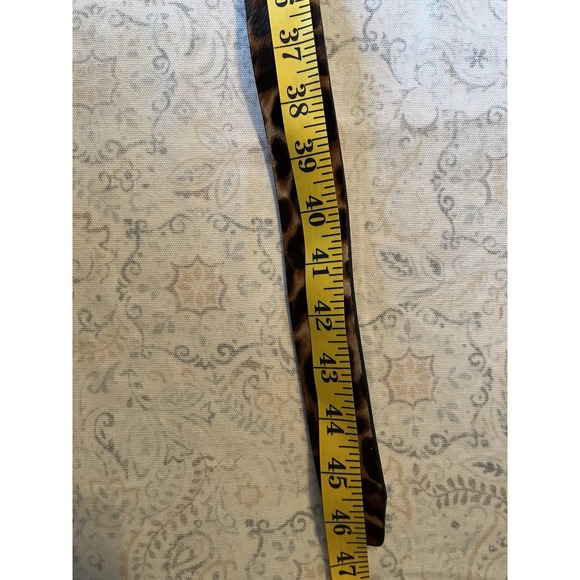 White House Black Market women's Leopard Print Haircalf  genuine Leather Belt - Picture 3 of 8